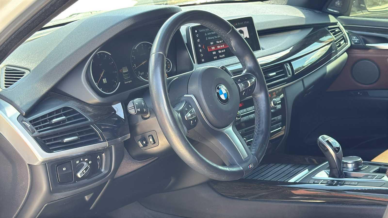 Used 2018 BMW X5 xDrive50i AWD/4WD image 9