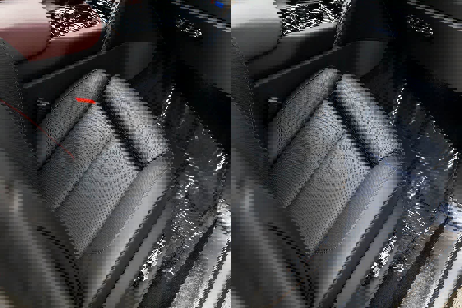 Certified 2022 Rolls-Royce Cullinan image 40