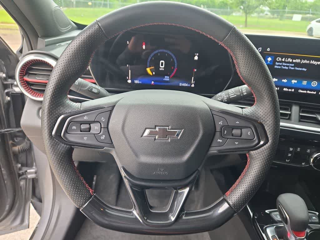 Used 2024 Chevrolet Trax RS FWD image 23