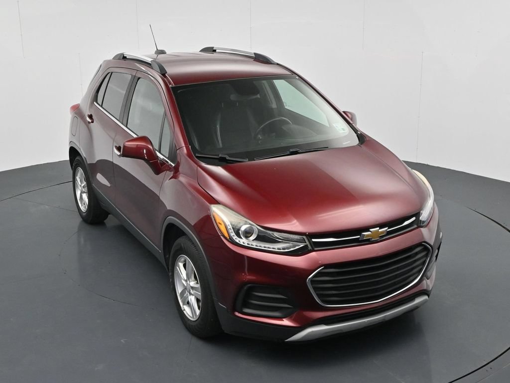 Used 2017 Chevrolet Trax LT w/ LT Convenience Package FWD image 20