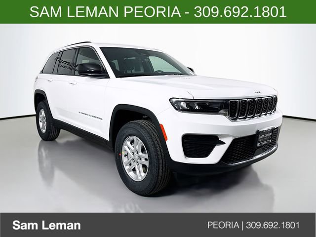 New 2025 Jeep Grand Cherokee Laredo image 1