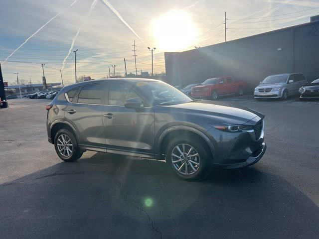 Used 2025 MAZDA CX-5 AWD 2.5 S w/ Preferred Package image 3