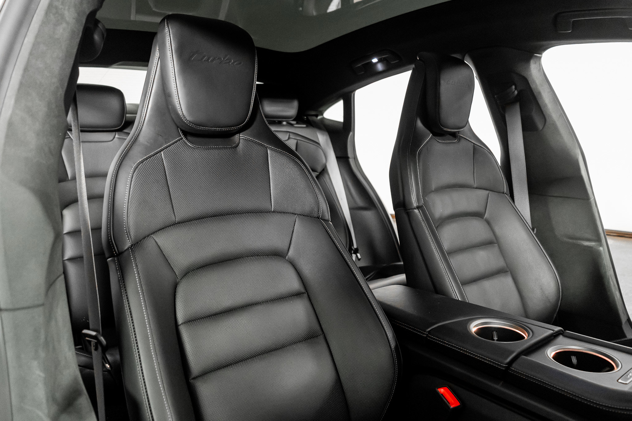 Used 2025 Porsche Taycan Turbo w/ Premium Package image 26