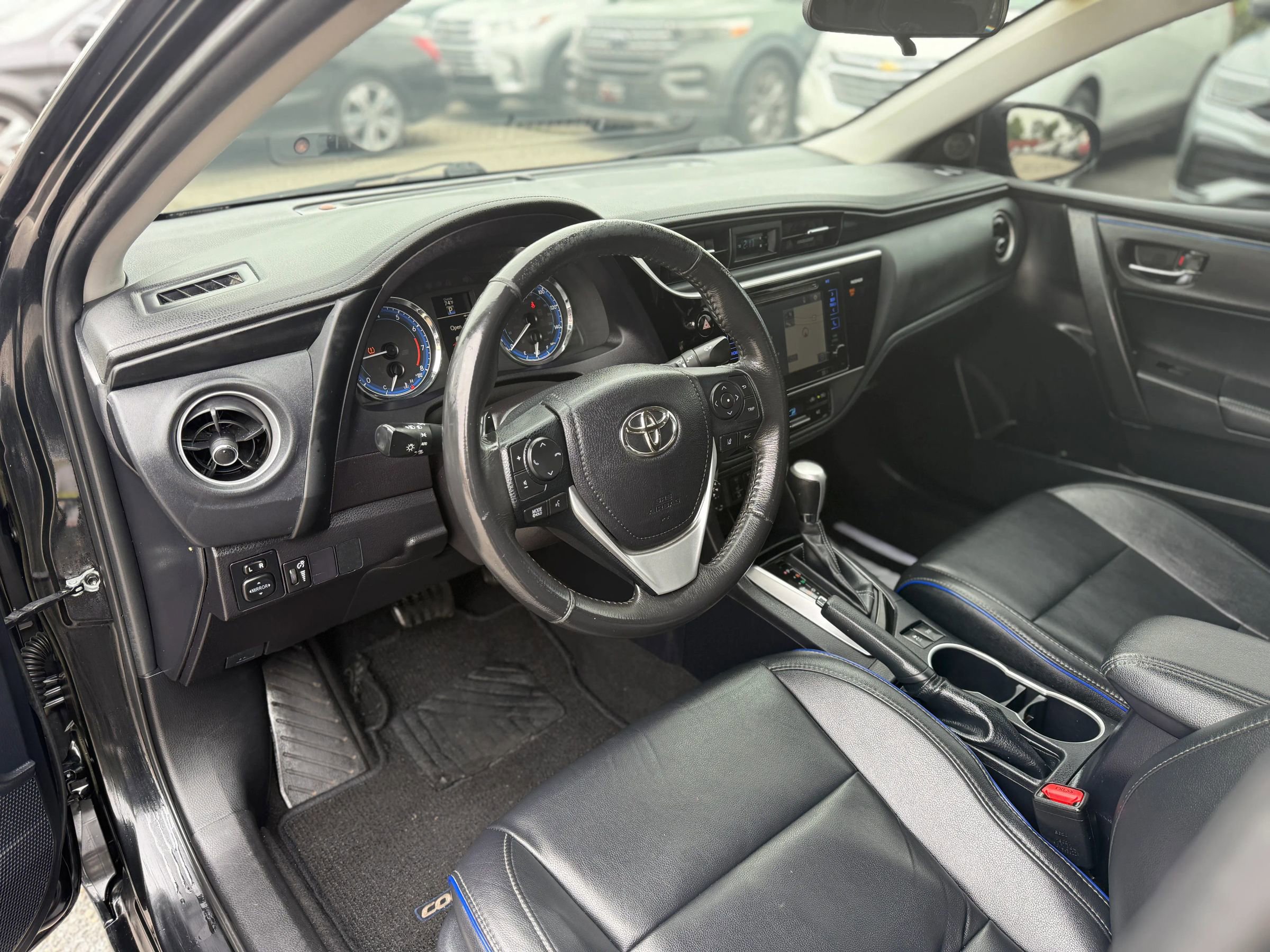 Used 2017 Toyota Corolla XSE w/ Carpet Mat Package (TMS) FWD image 14