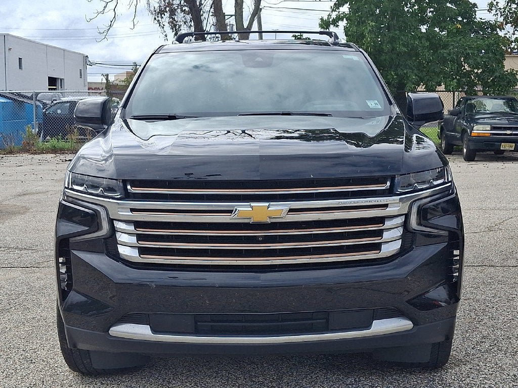 Certified 2023 Chevrolet Suburban High Country AWD/4WD image 3