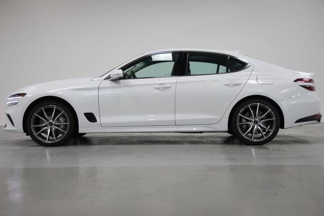 Used 2026 Genesis G70 2.5T Prestige image 8