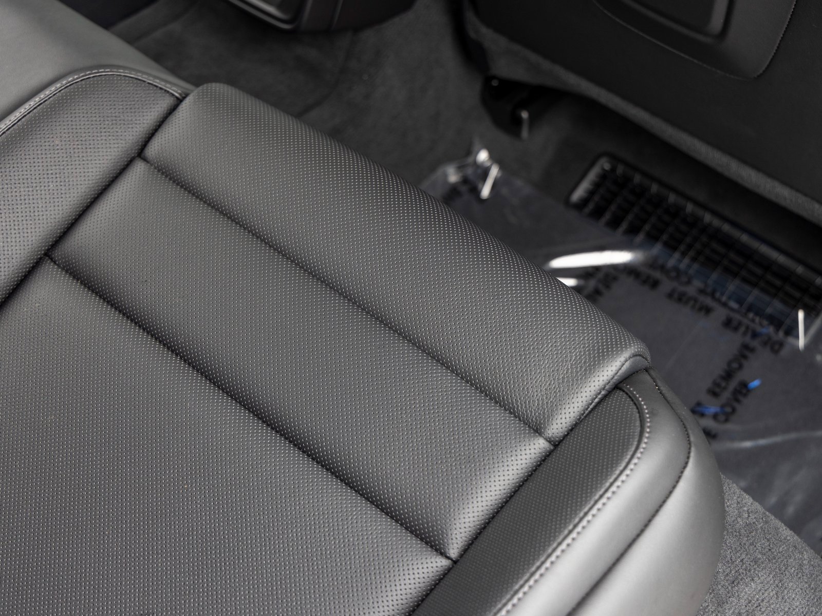 New 2025 Porsche Taycan image 44