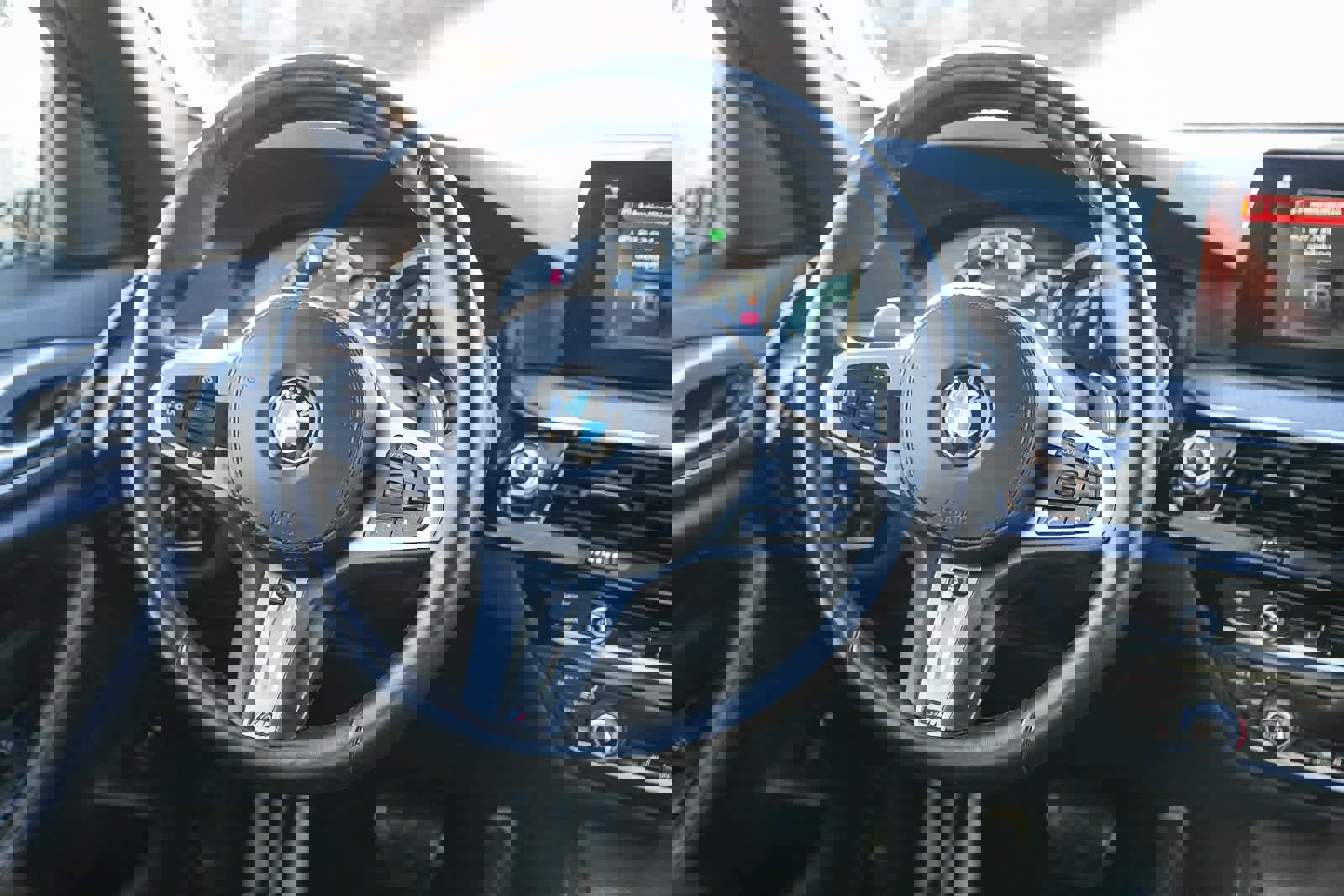 Used 2018 BMW 530e w/ M Sport Package 2 image 14