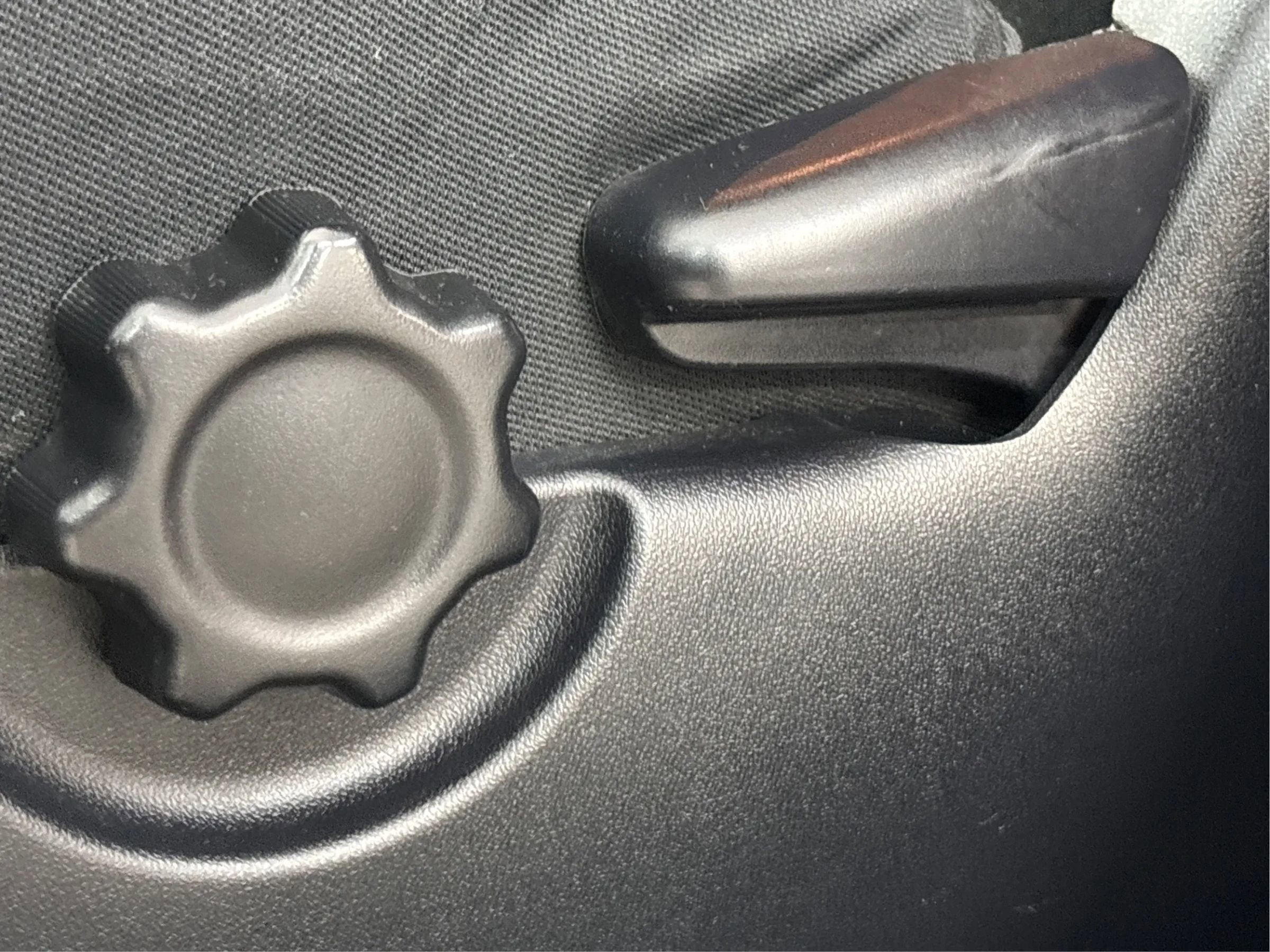 Used 2017 Toyota Tacoma TRD Off-Road w/ Tow Package image 23