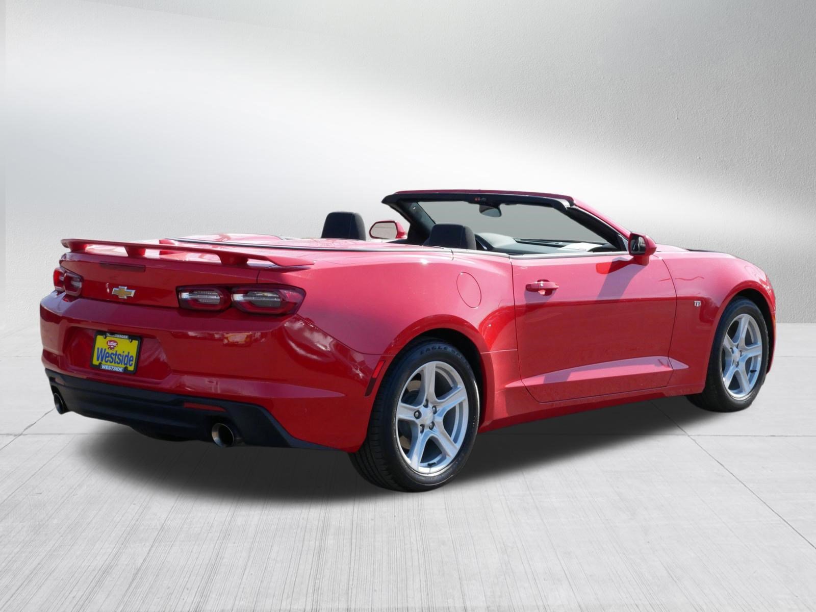 Used 2022 Chevrolet Camaro LT image 8