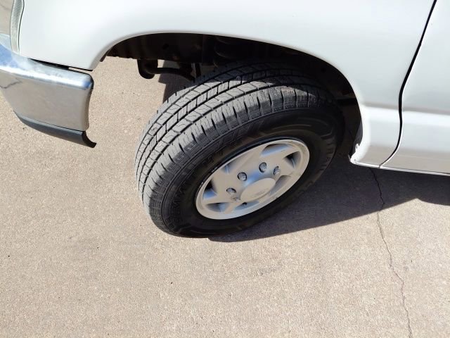 Used 2014 Ford E-250 and Econoline 250 w/ Commercial Cargo Van Package image 27