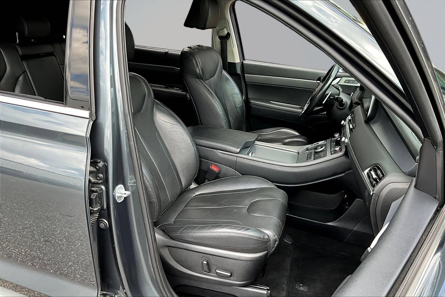 Used 2022 Hyundai Palisade SEL w/ 8P Bench Seat Package FWD image 27