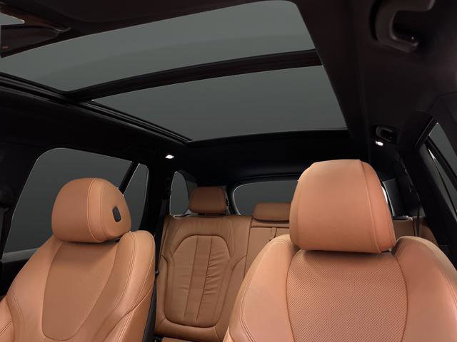 Used 2019 BMW X5 xDrive40i w/ Premium Package 2 image 7