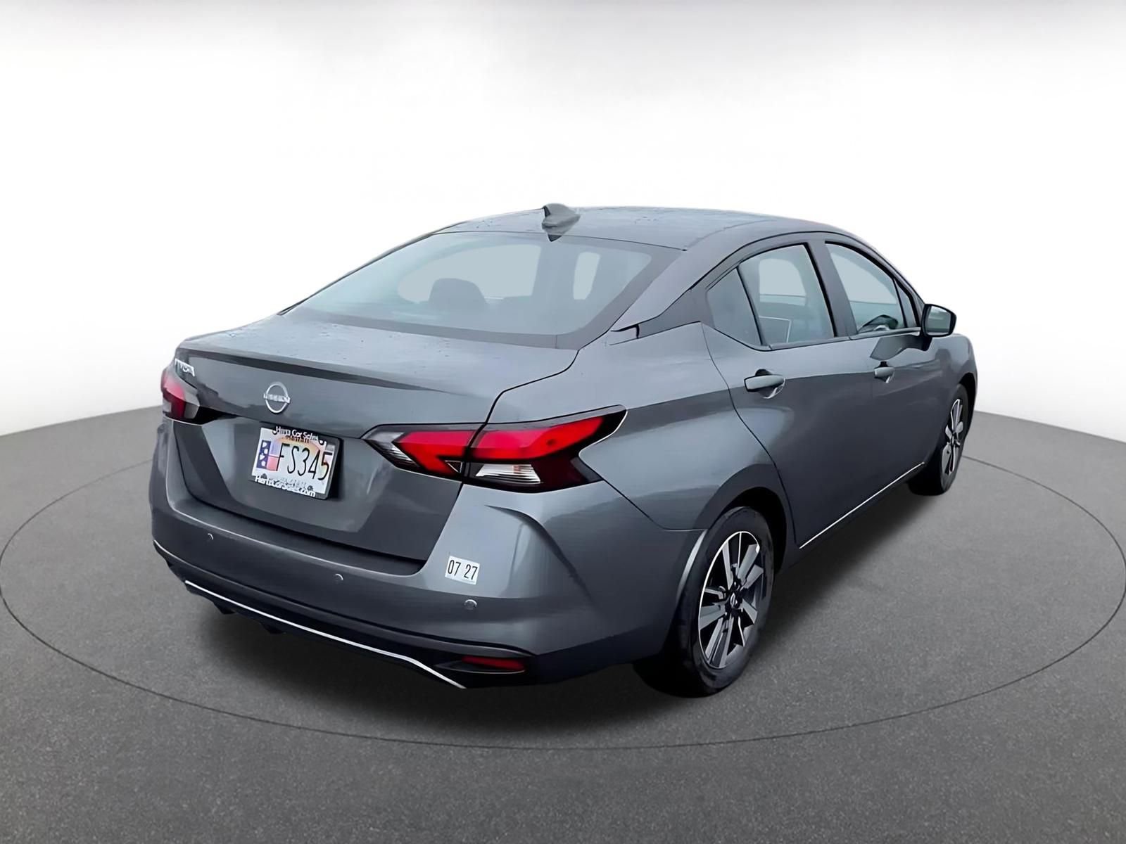 Used 2025 Nissan Versa SV image 12