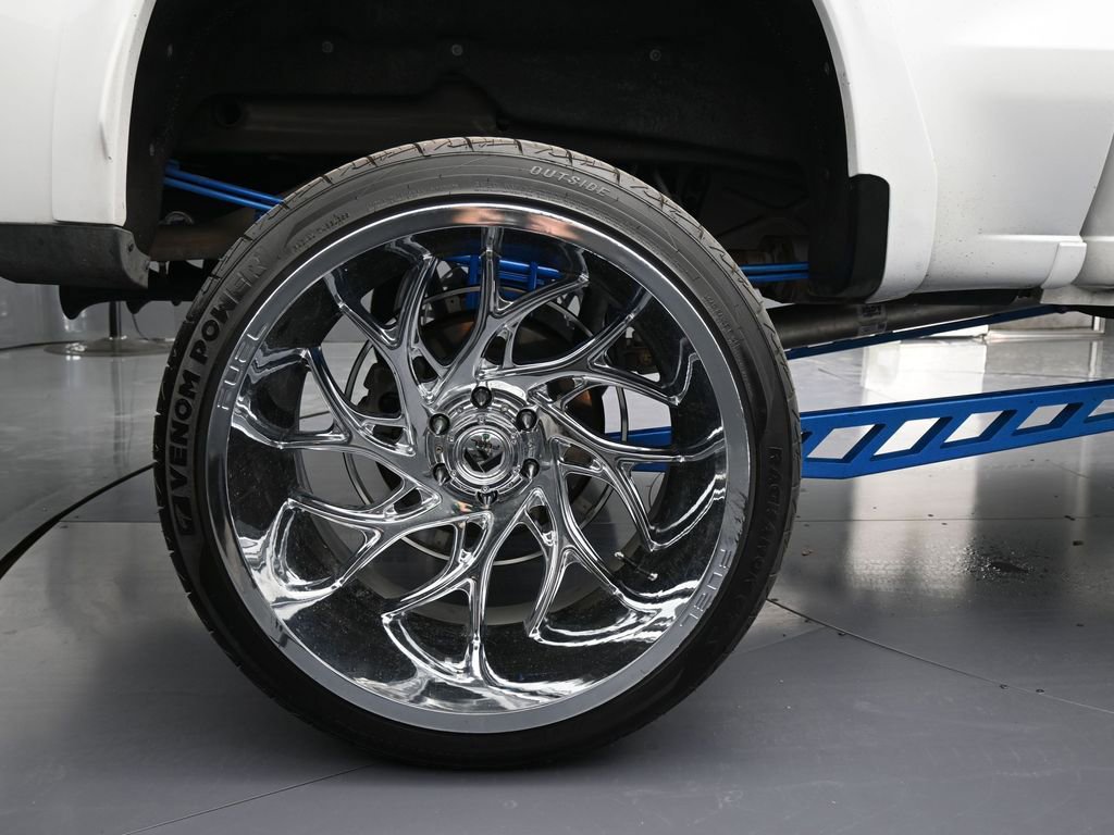 Used 2022 Chevrolet Silverado 1500 High Country image 41