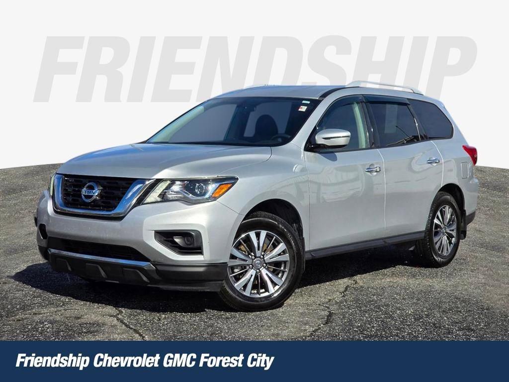 Used 2019 Nissan Pathfinder S image 1