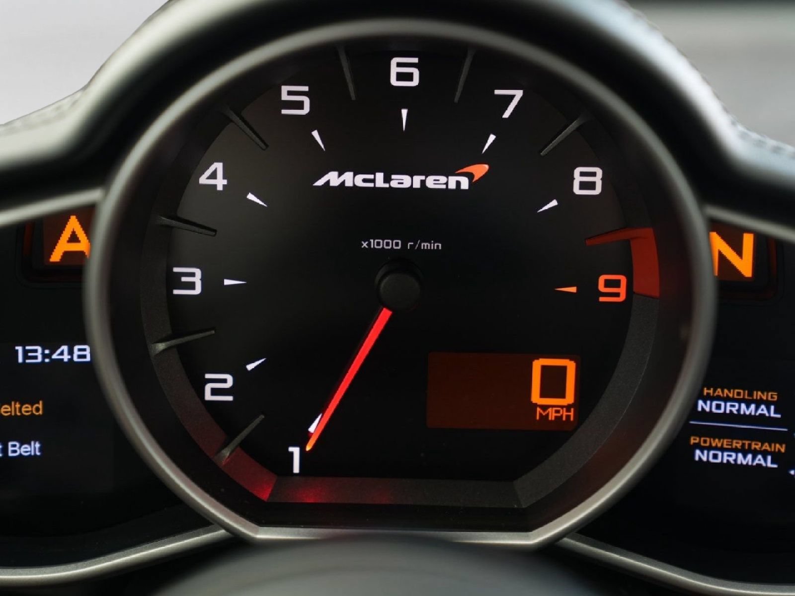 Used 2015 McLaren 650S Spider RWD image 30