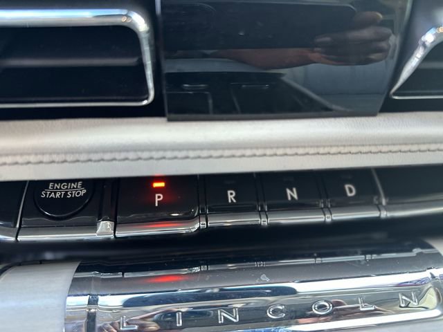 Used 2025 Lincoln Aviator Reserve w/ Illumination Package image 21