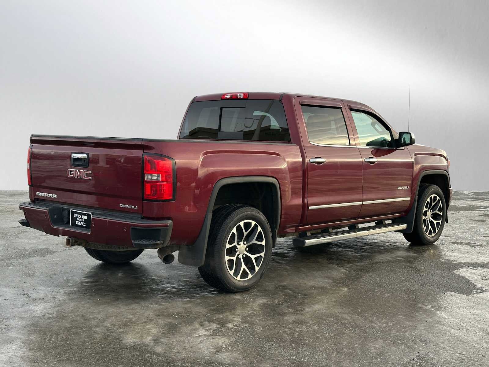 Used 2015 GMC Sierra 1500 Denali w/ Driver Alert Package image 3