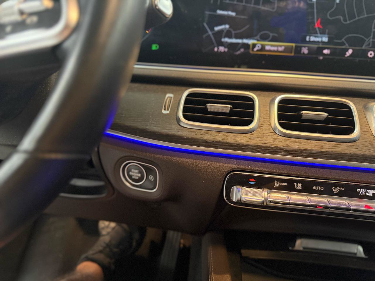 Used 2022 Mercedes-Benz GLE 350 4MATIC w/ AMG Line Exterior image 19