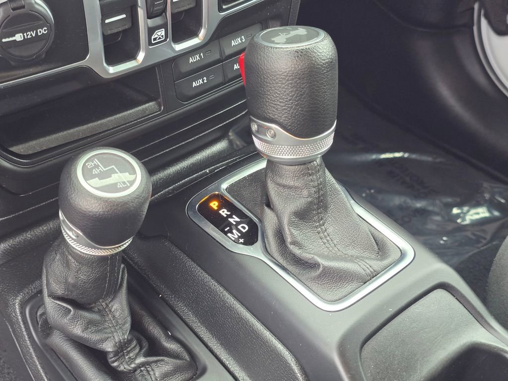 Used 2020 Jeep Wrangler Unlimited Willys image 16