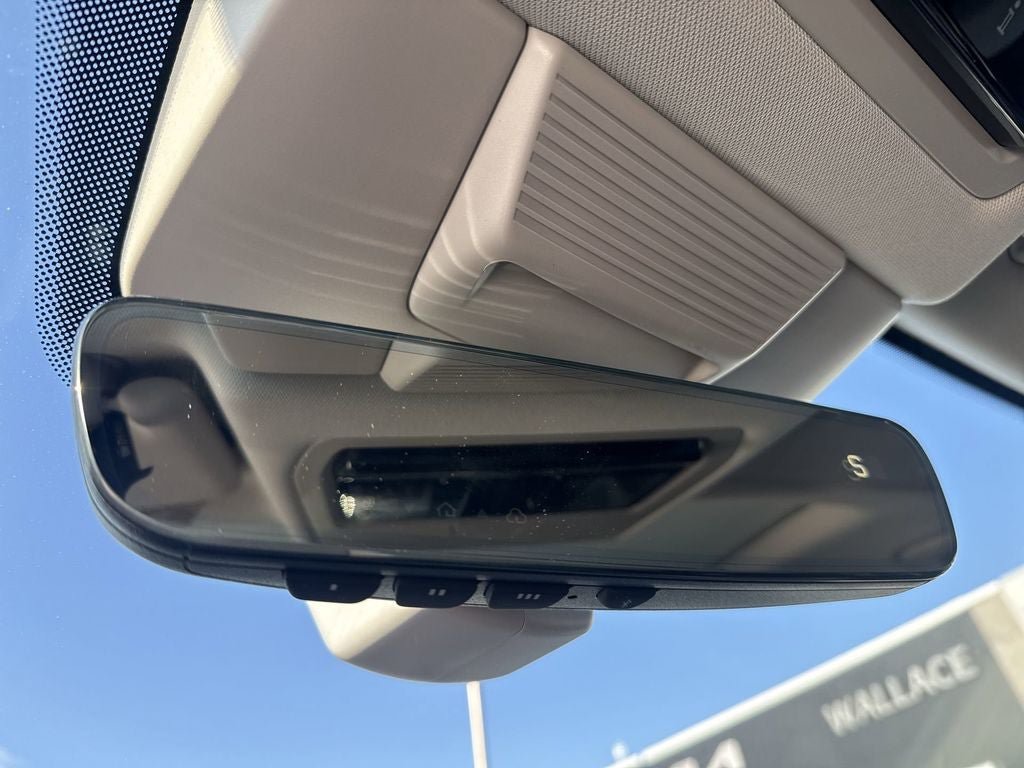 New 2026 Volkswagen Tiguan SE FWD image 34