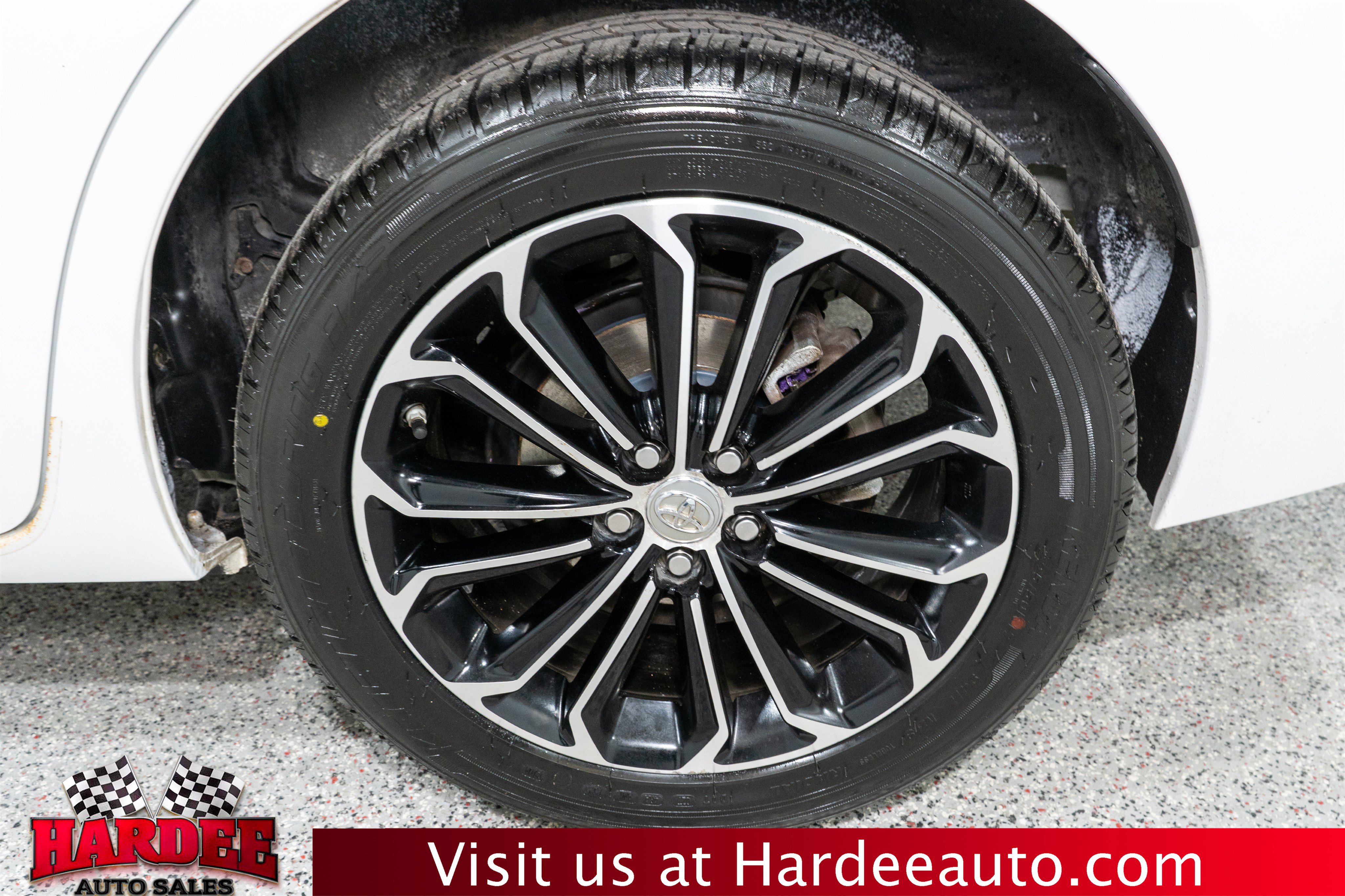 Used 2015 Toyota Corolla S image 10