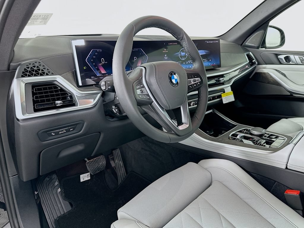 Used 2026 BMW X5 sDrive40i w/ Premium Package RWD image 9