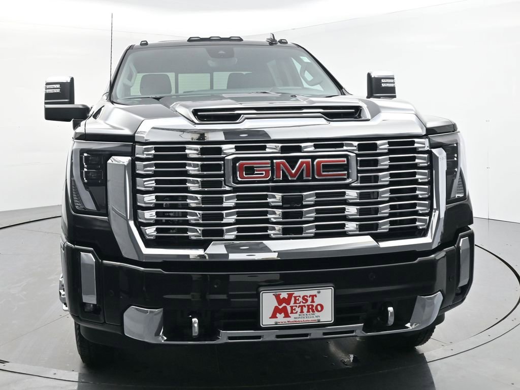 New 2026 GMC Sierra 3500 Denali w/ Denali Reserve Package image 25