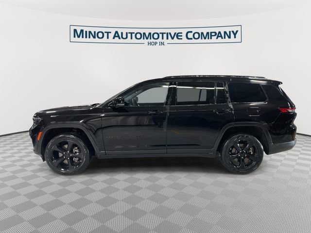 Certified 2024 Jeep Grand Cherokee L Limited w/ Black Appearance Package image 5