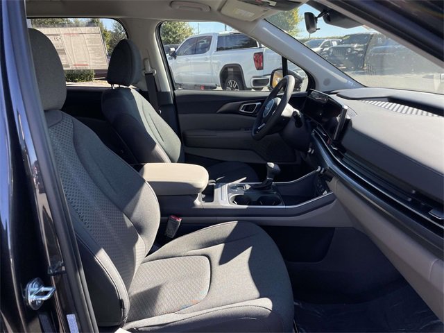New 2026 Kia Carnival LX image 14
