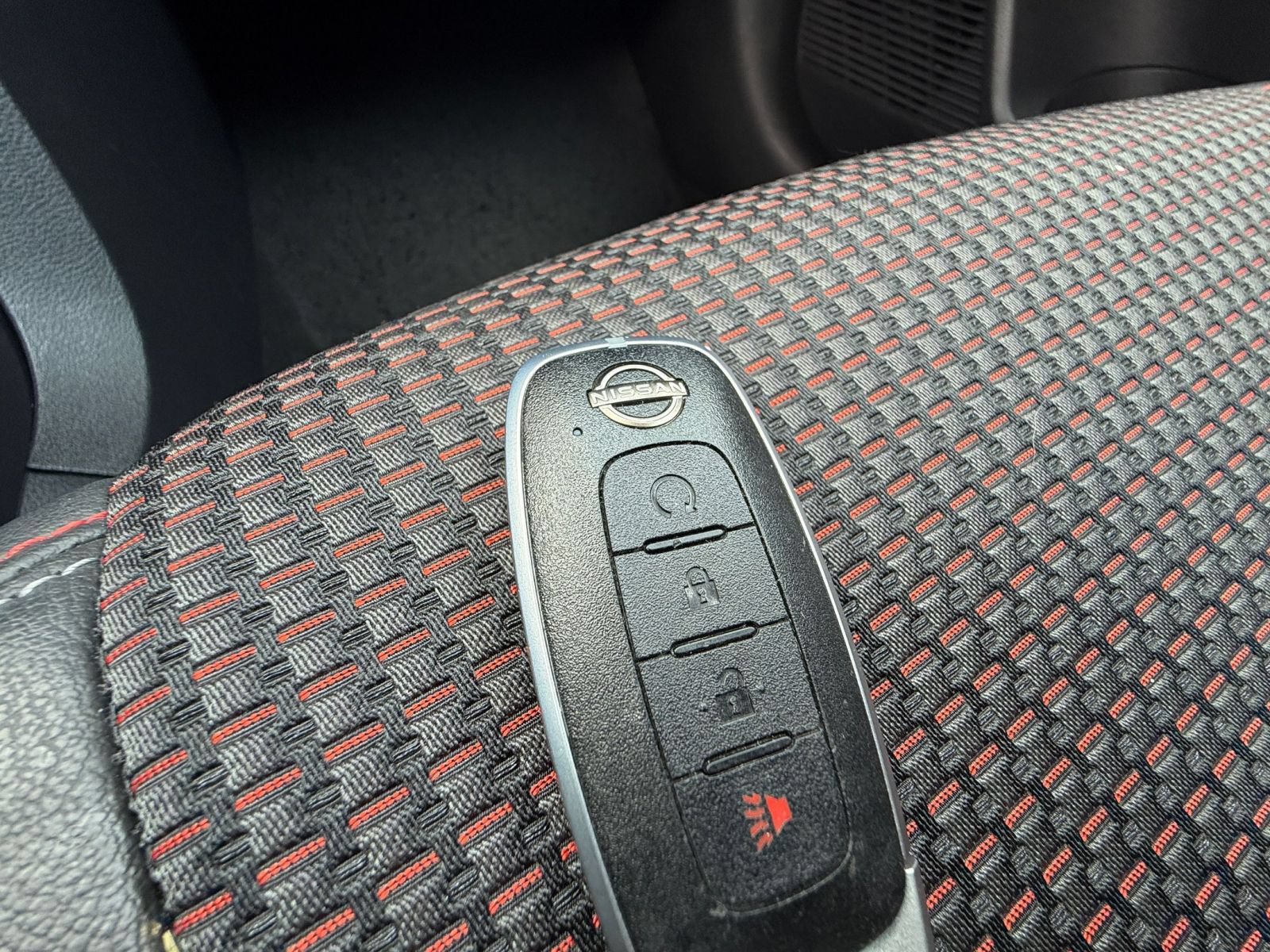 Used 2026 Nissan Kicks SR AWD/4WD image 19