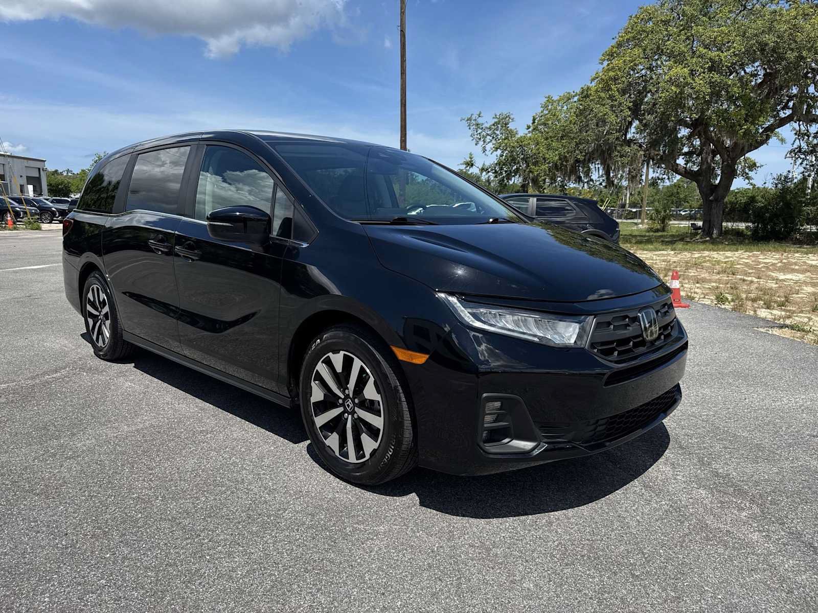 Used 2025 Honda Odyssey EX-L image 8