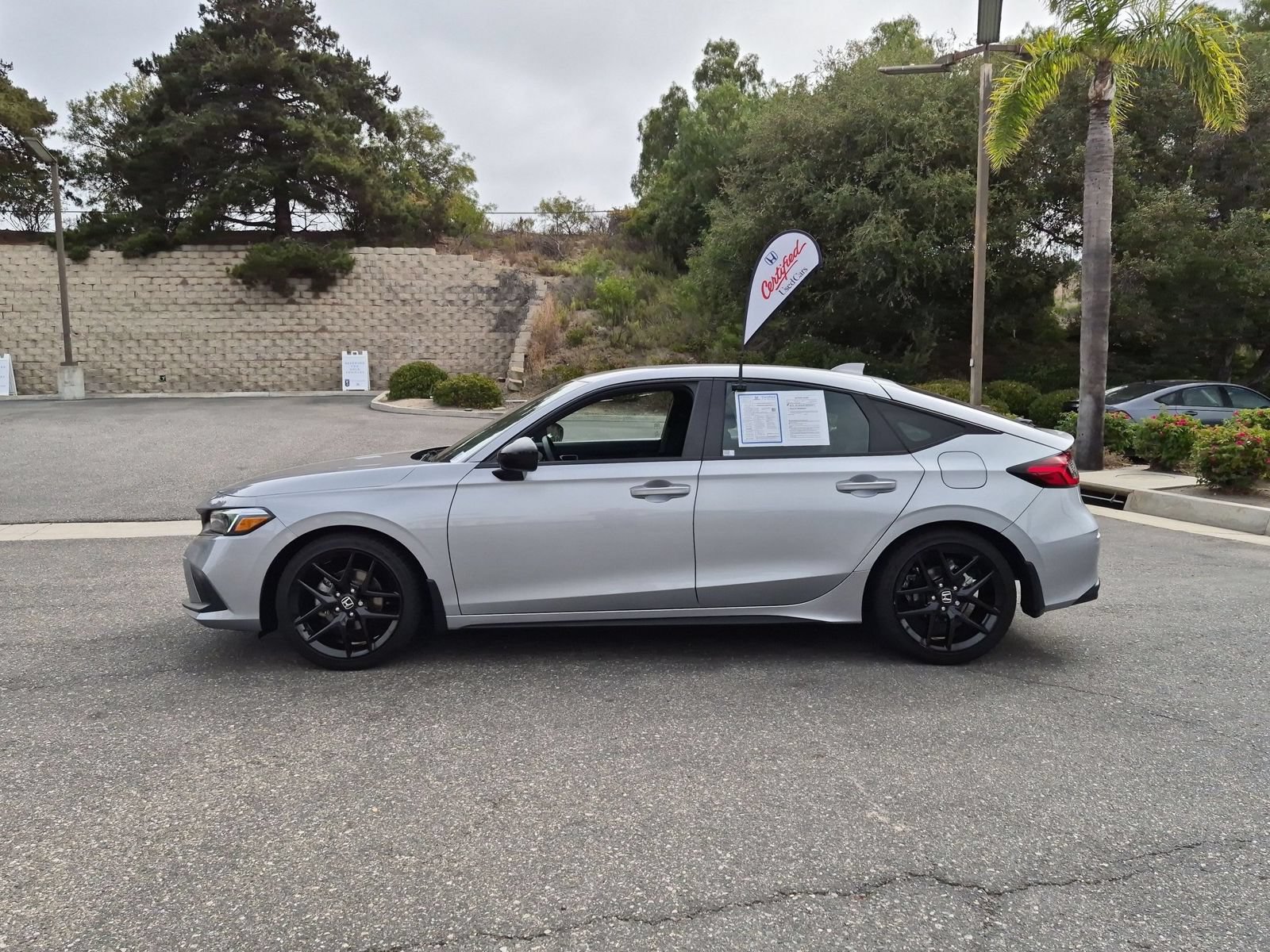 Used 2024 Honda Civic Sport image 2