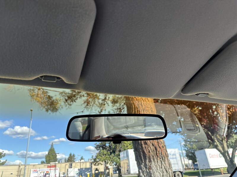 Used 2001 Honda Accord VP image 40