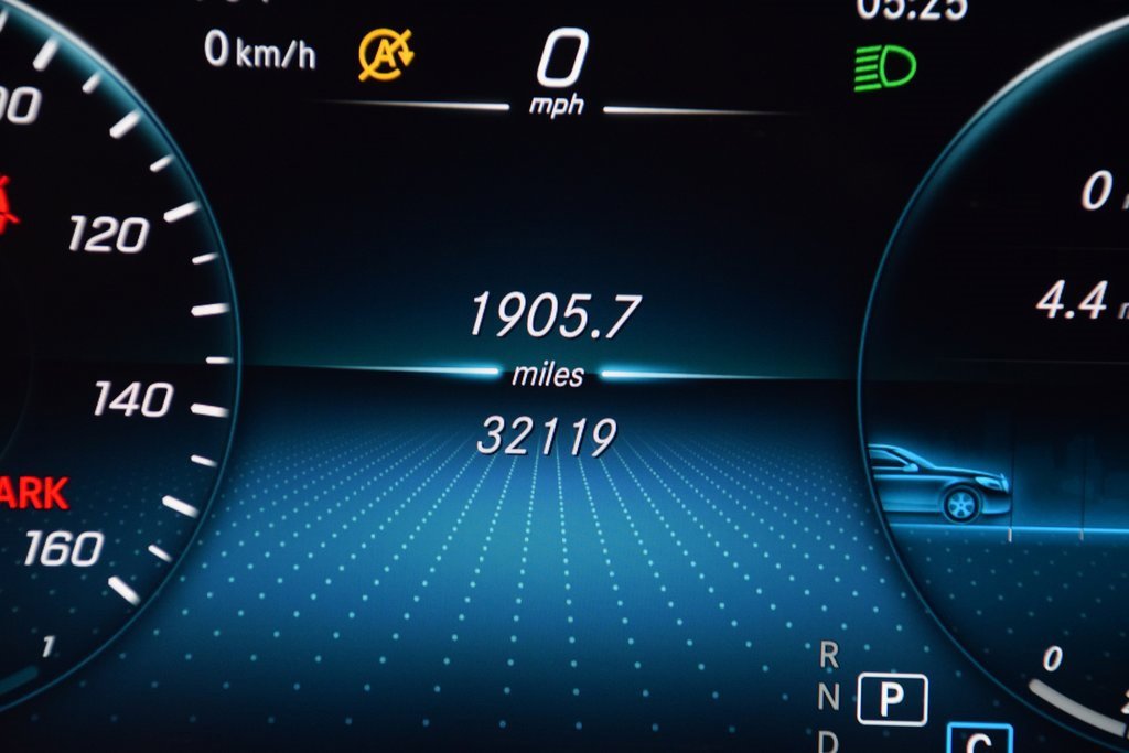 Used 2022 Mercedes-Benz GLC 300 image 26