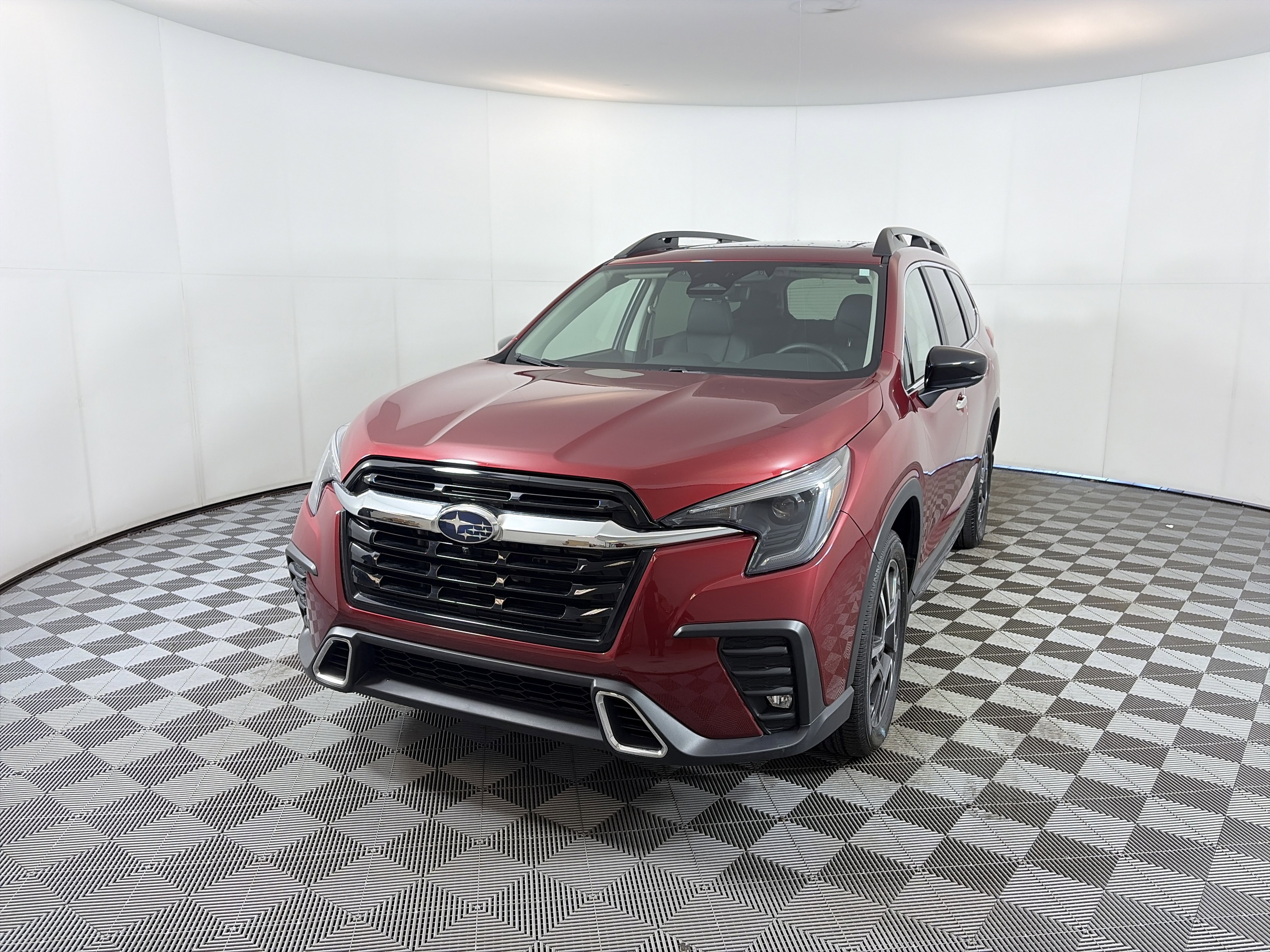 Used 2025 Subaru Ascent Touring w/ Popular Package #2 image 2
