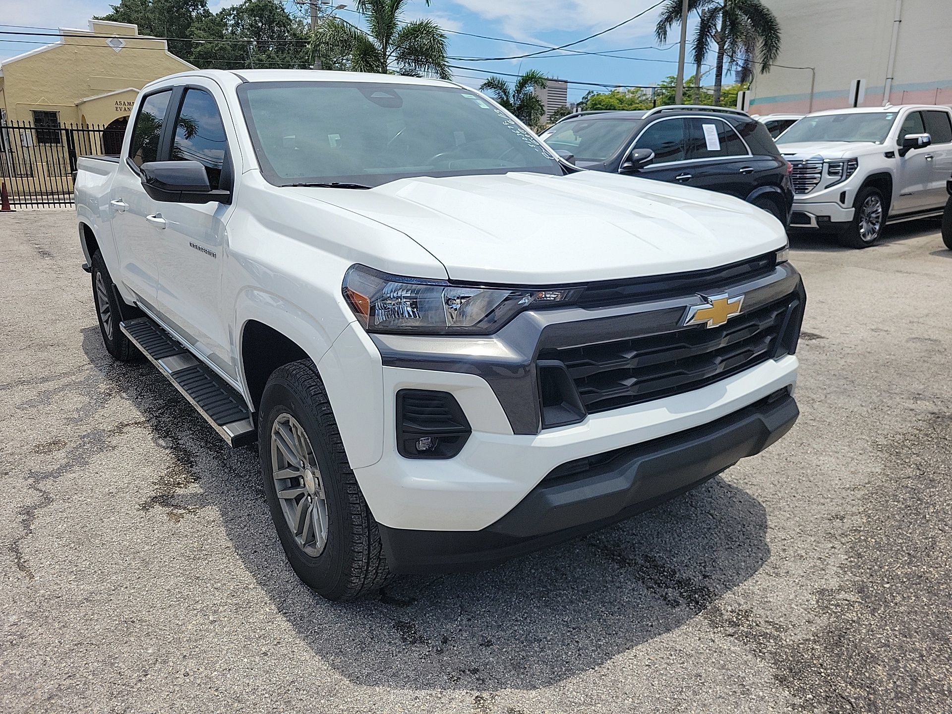 Used 2023 Chevrolet Colorado LT w/ LT Convenience Package RWD image 13
