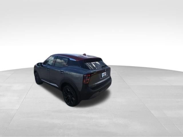 New 2025 Nissan Kicks SR FWD image 6