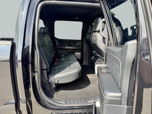 Used 2024 Ford F150 Lariat w/ FX4 Off-Road Package image 40