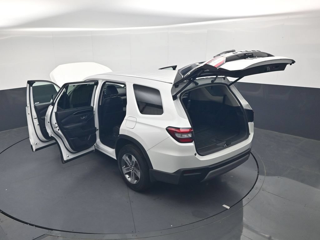 Used 2023 Honda Pilot EX-L image 41