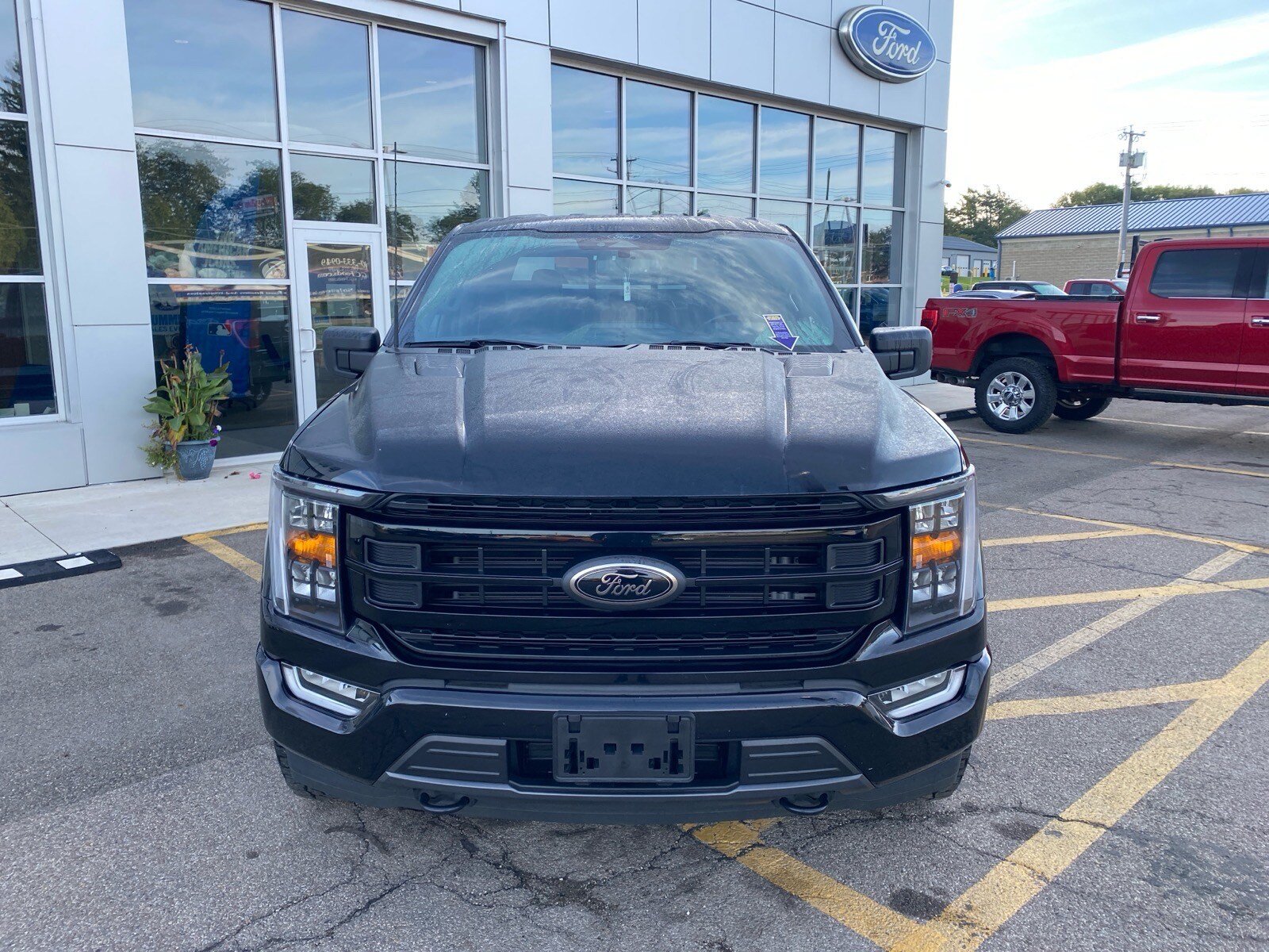Used 2022 Ford F150 XLT w/ Equipment Group 302A High AWD/4WD image 9
