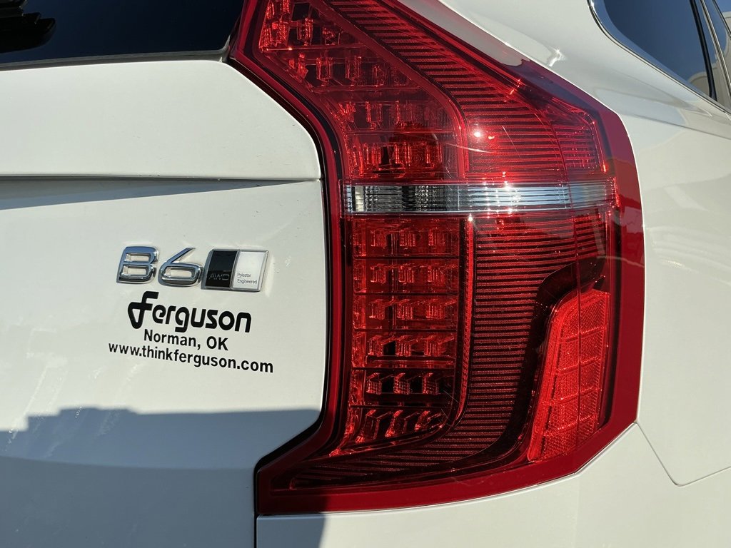 Used 2023 Volvo XC90 B6 Ultimate w/ Protection Package Premier image 18