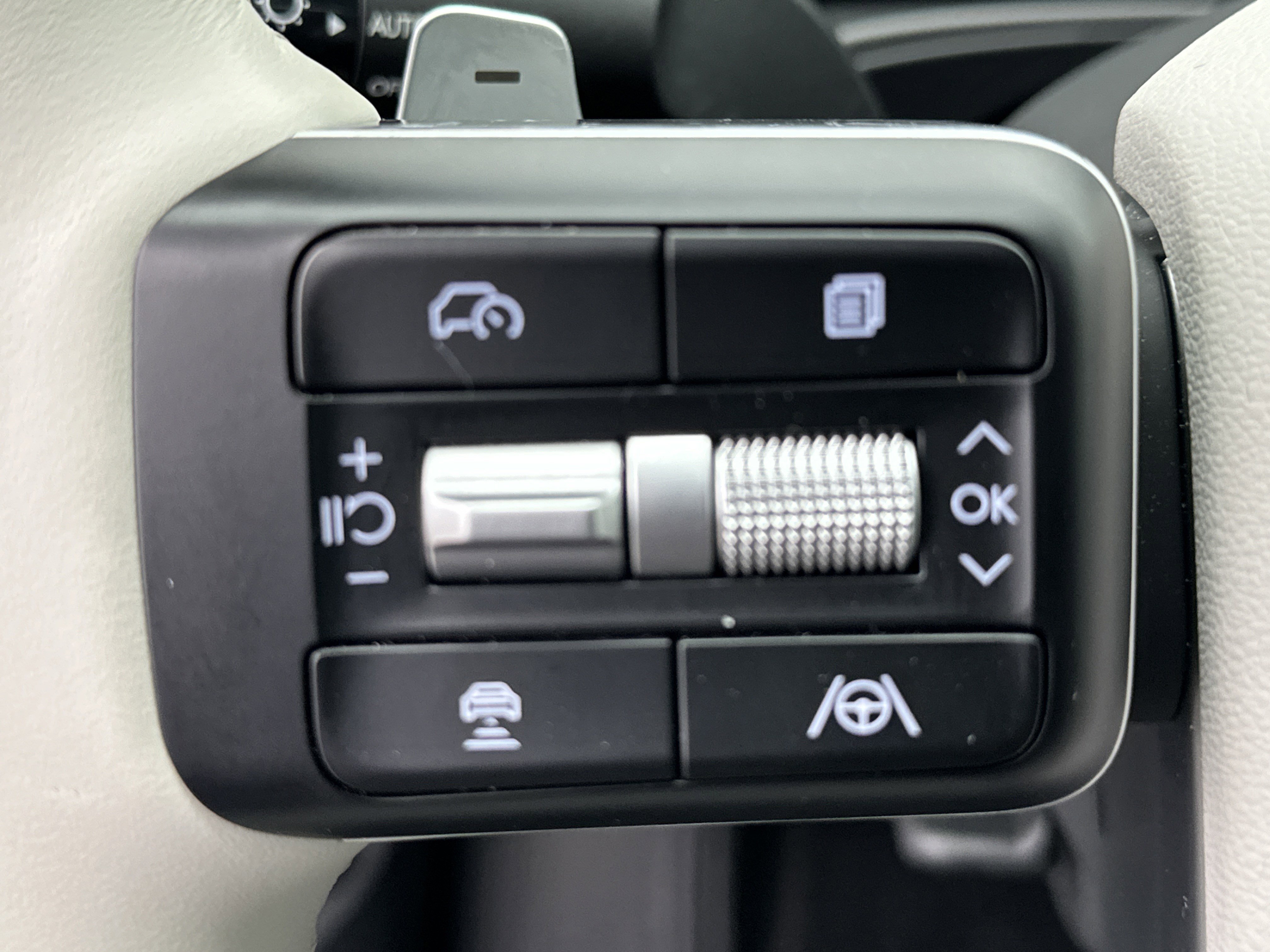 Used 2024 Hyundai Santa Fe SEL image 26