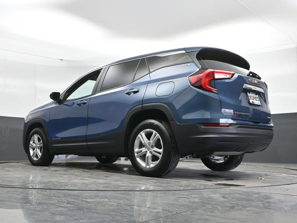 Used 2024 GMC Terrain SLE AWD/4WD image 51