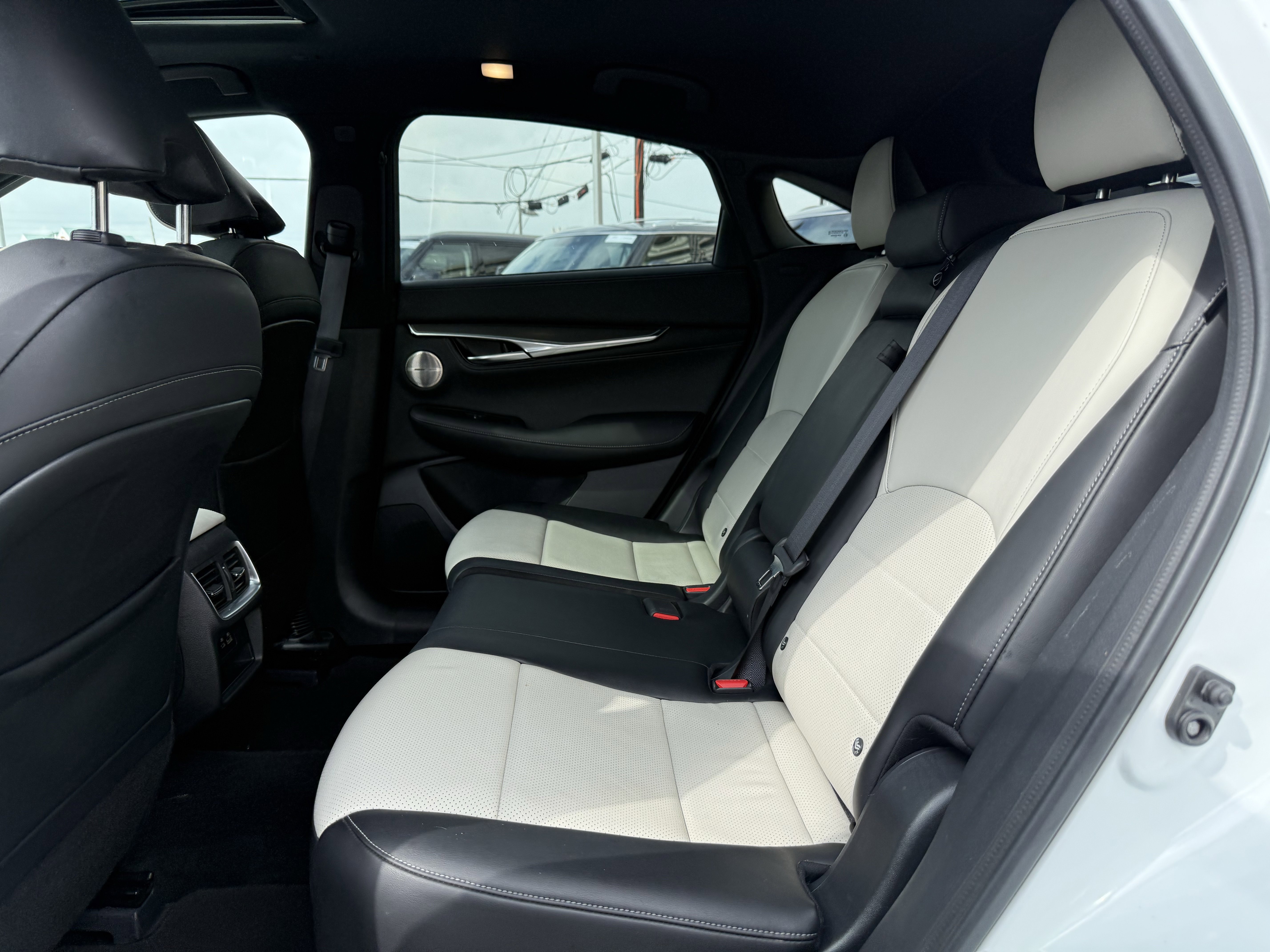 Certified 2023 INFINITI QX55 Essential AWD/4WD image 14
