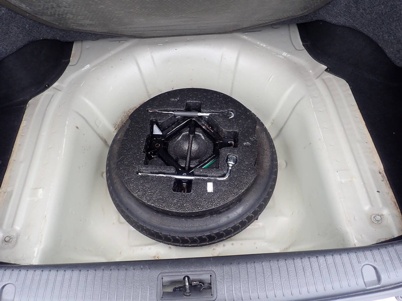 Used 2007 Kia Amanti w/ Leather Pkg image 16