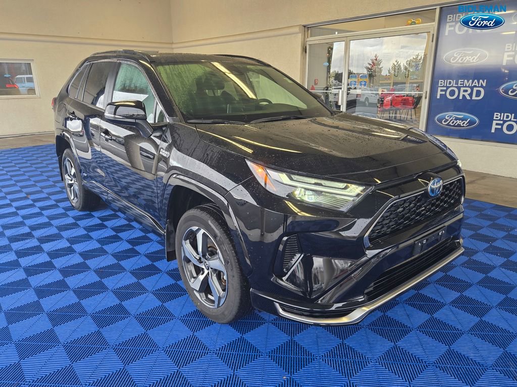 Used 2024 Toyota RAV4 SE