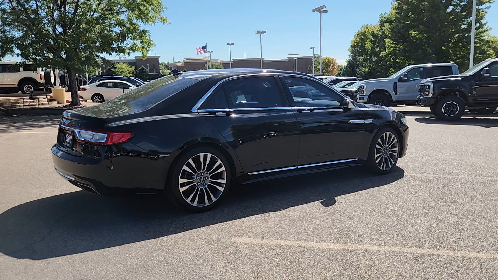 Used 2018 Lincoln Continental Reserve AWD/4WD image 12