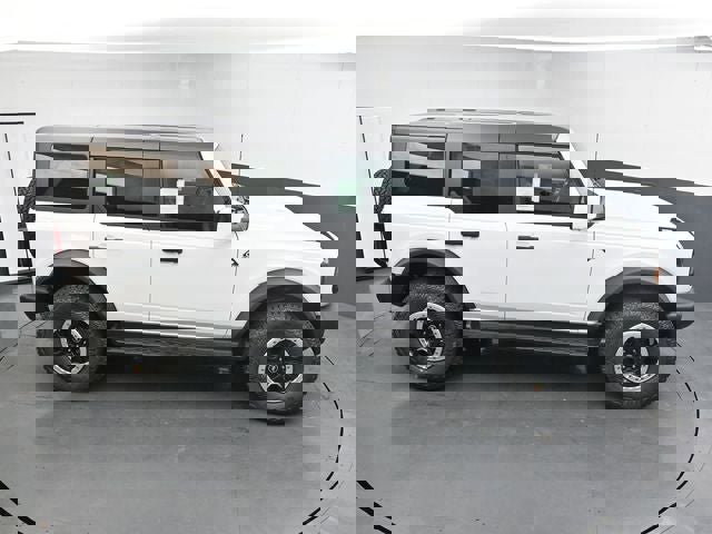 New 2026 Ford Bronco Outer Banks w/ Sasquatch Package AWD/4WD image 23